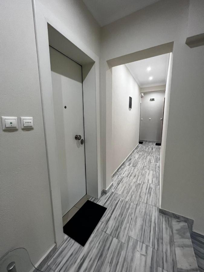 Atlantis Apartments Artemida  Luaran gambar
